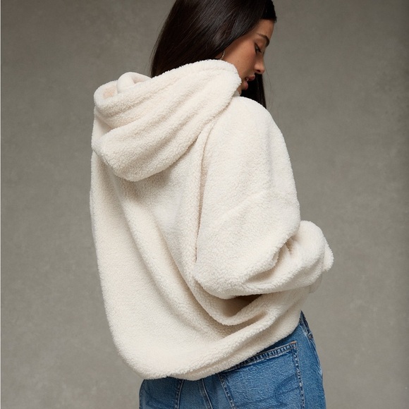 [American Eagle] NWT Sherpa Fleece Hoodie - Picture 4 of 9